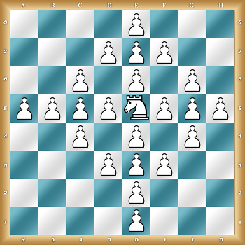 4P3/3PPP2/2P1P1P1/PPPPCPPP/2P1P1P1/3PPP2/4P3/4P3 w